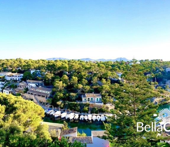 Exclusive luxury villa with Mediterranean style elements in Cala Figuera