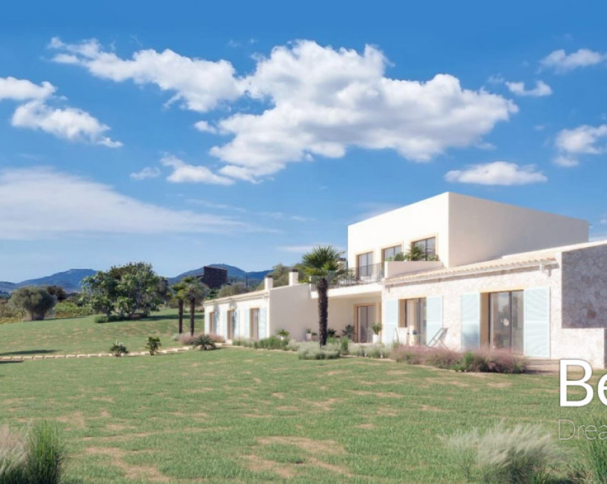 Finca building plot with construction project and open sea views