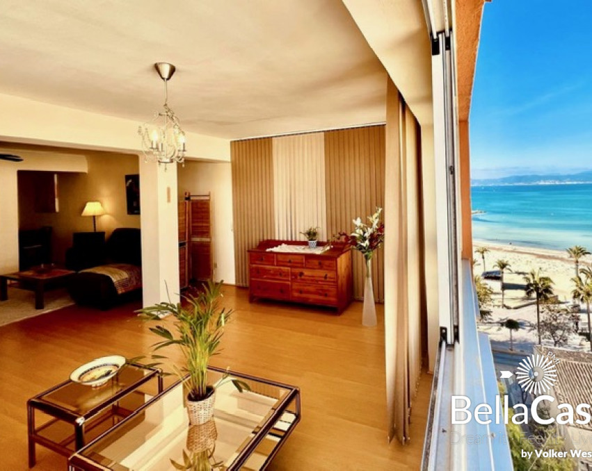 Apartment with Mediterranean flair and sea view in Portixol